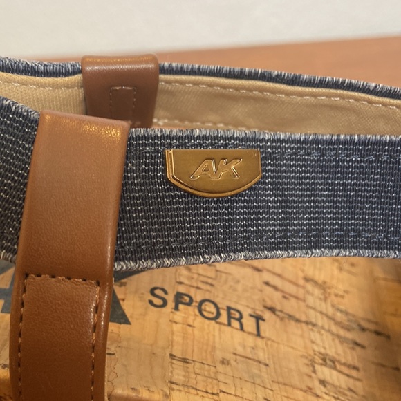 NWOT Anne Klein Sport cork heel 8 1/2 - Picture 4 of 11